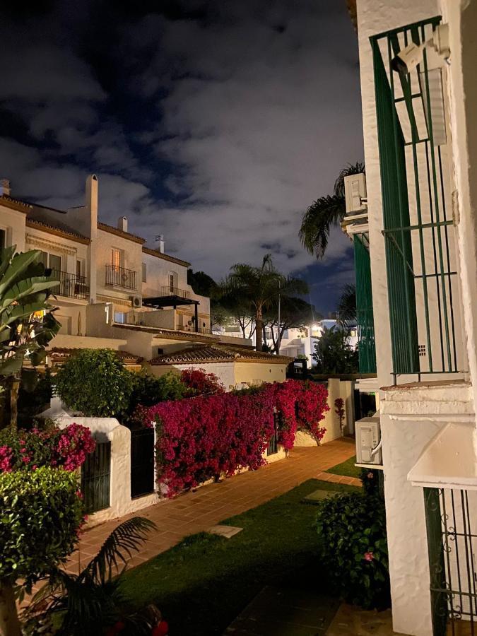 Tranquility Studio Apartment Málaga Extérieur photo